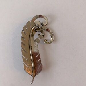 Vintage Ernest Steiner sterling silver modern leaf brooch pin
